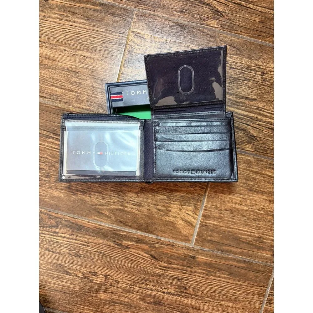 Tommy Hilfiger Black Leather Passcase & Valet Wallet